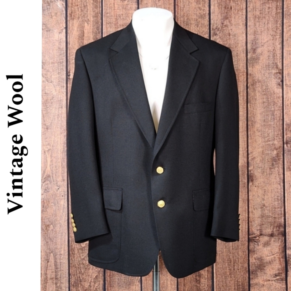 Vtg Dillards Black Two Gold Button Single Breast Single Vent Blazer